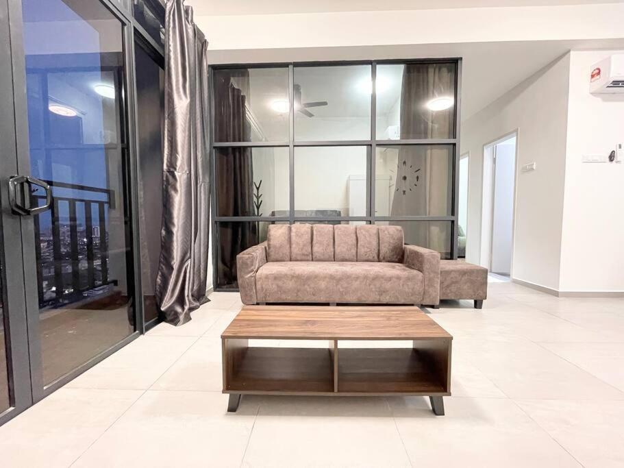 MalaccaQuartz Near To Jonker Walk With Infinity Pool Cozy 3B2Bアパートメント エクステリア 写真