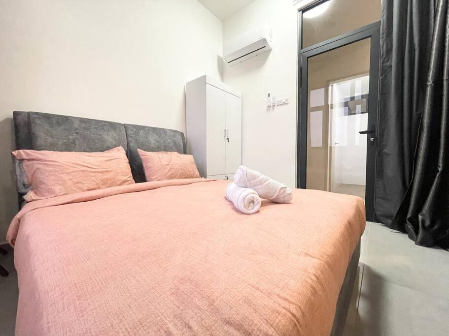 MalaccaQuartz Near To Jonker Walk With Infinity Pool Cozy 3B2Bアパートメント エクステリア 写真